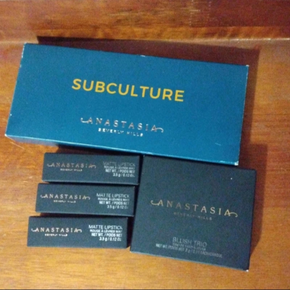 Anastasia Beverly Hills Palette Bundle